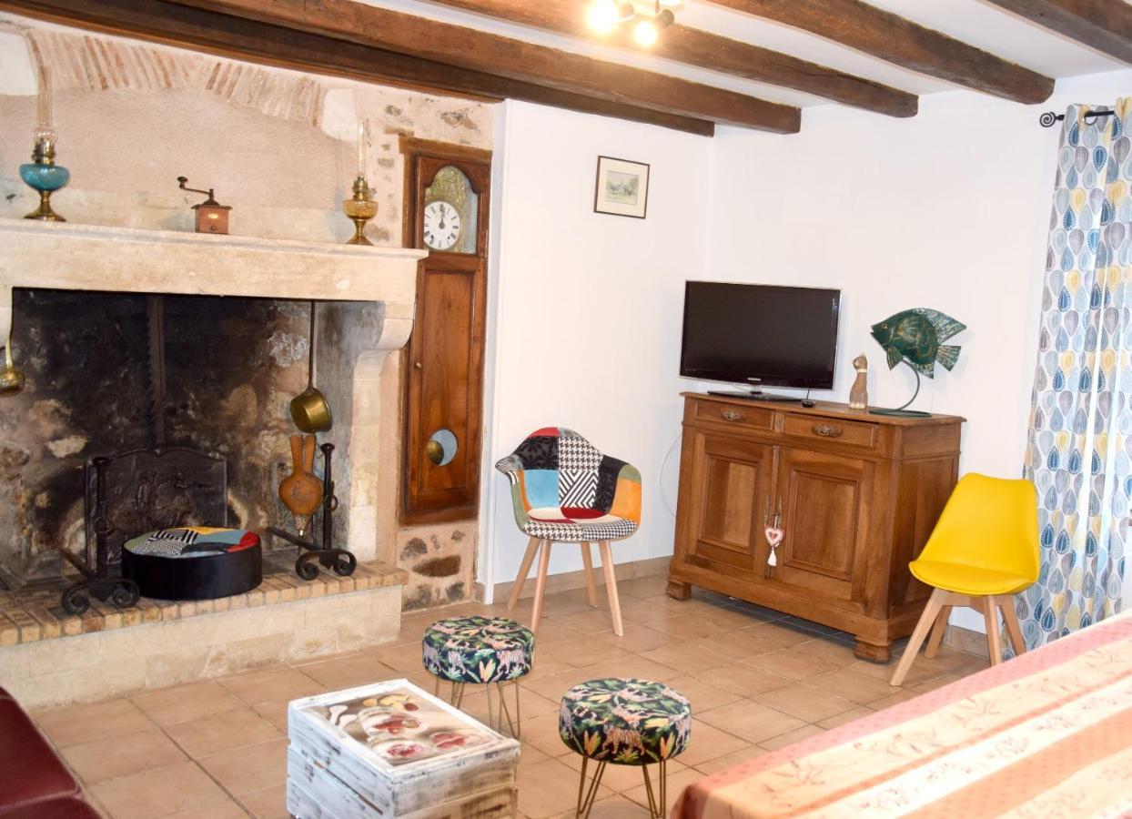 Maison Charismatique A Saint-Germier Avec Jardin Cloture. Екстериор снимка