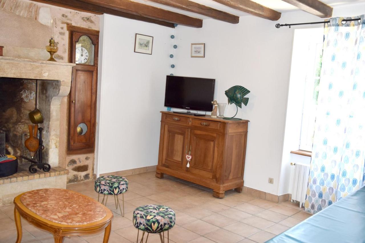 Maison Charismatique A Saint-Germier Avec Jardin Cloture. Екстериор снимка